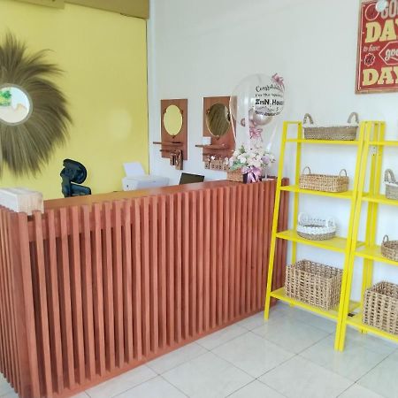 Inn House Homestay Dadapan Kültér fotó