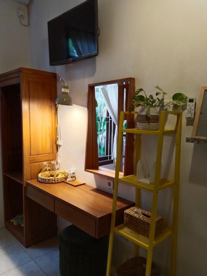 Inn House Homestay Dadapan Kültér fotó