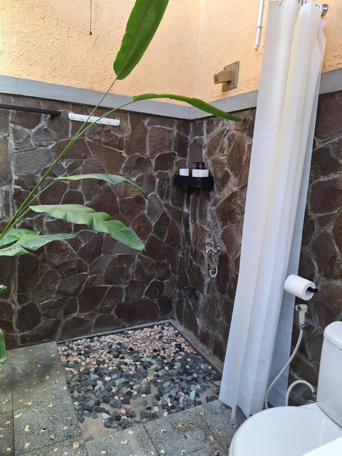 Inn House Homestay Dadapan Kültér fotó