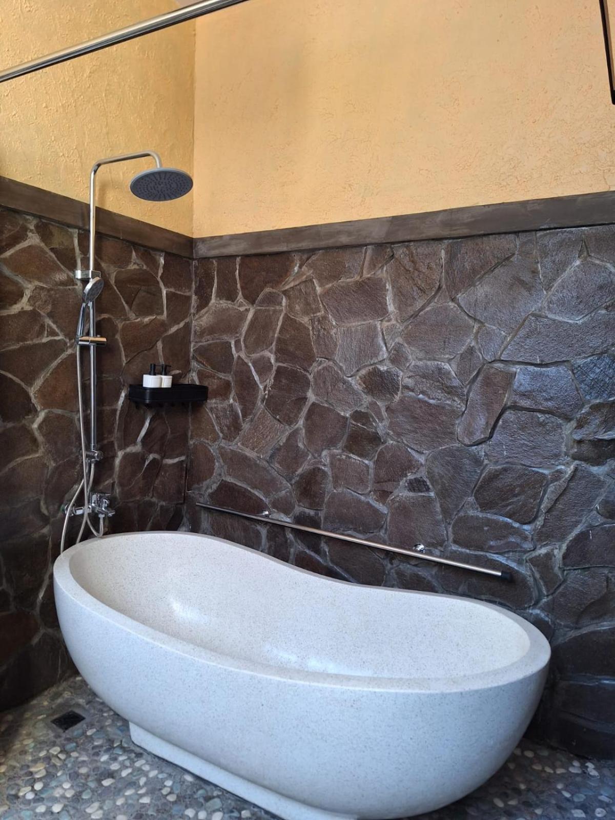 Inn House Homestay Dadapan Kültér fotó