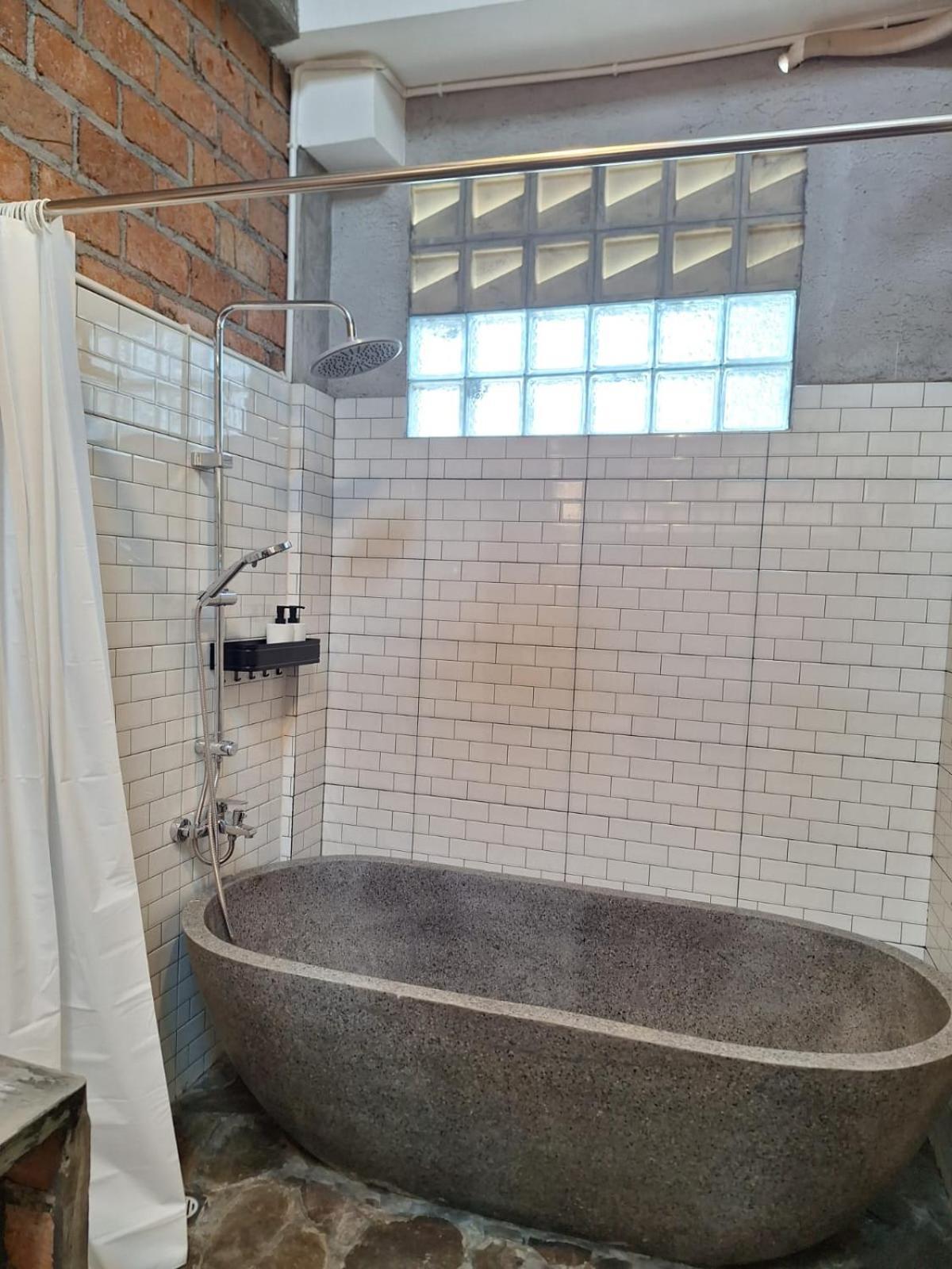 Inn House Homestay Dadapan Kültér fotó