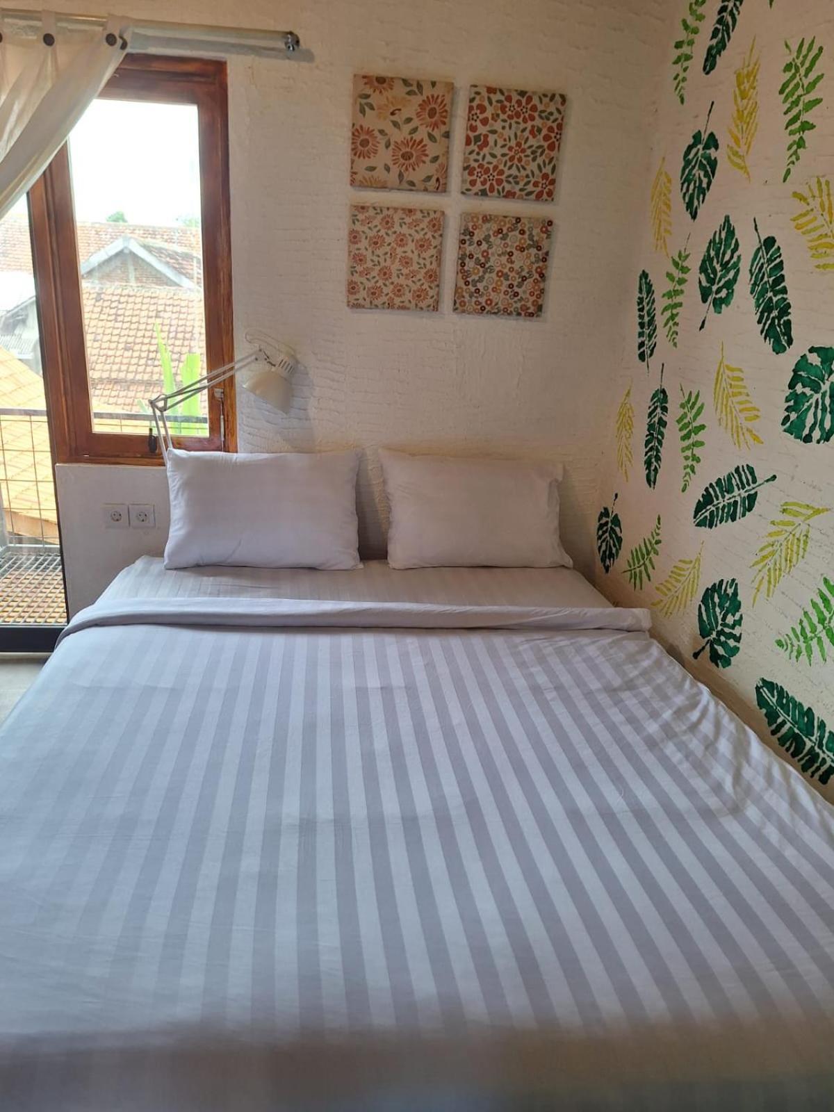 Inn House Homestay Dadapan Kültér fotó