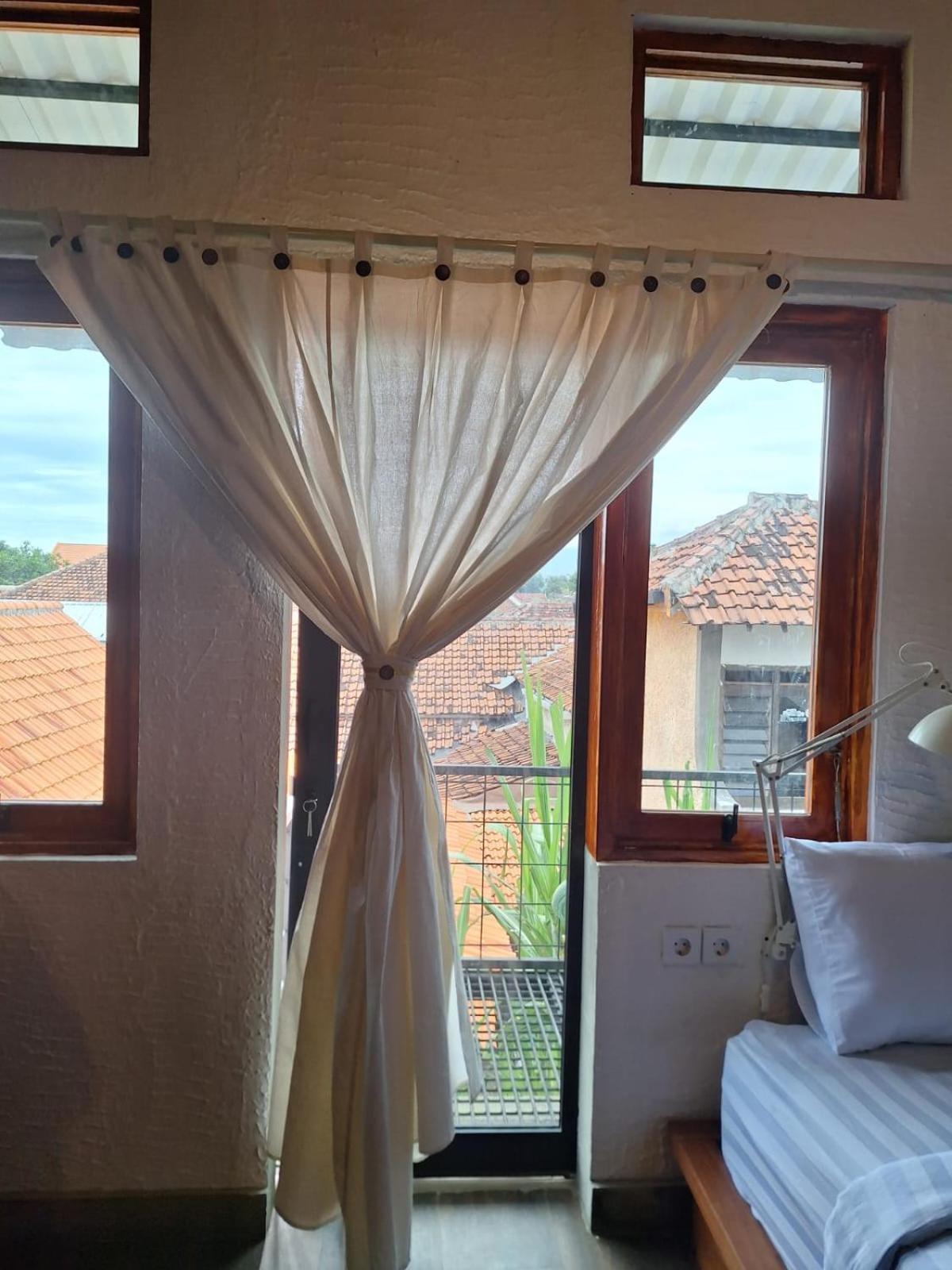 Inn House Homestay Dadapan Kültér fotó